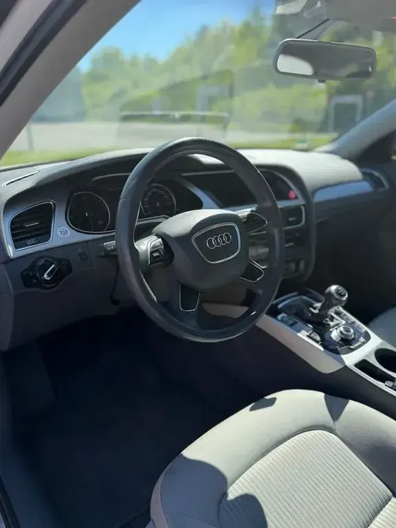 Gebraucht Audi A4 Attraction 136 PS (100 kW) 2015 Weiß Kombi