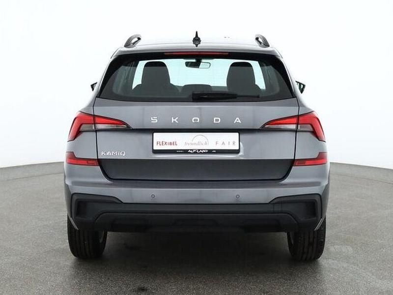 Neu Skoda Kamiq 116 PS (85 kW) 2026 Grau SUV