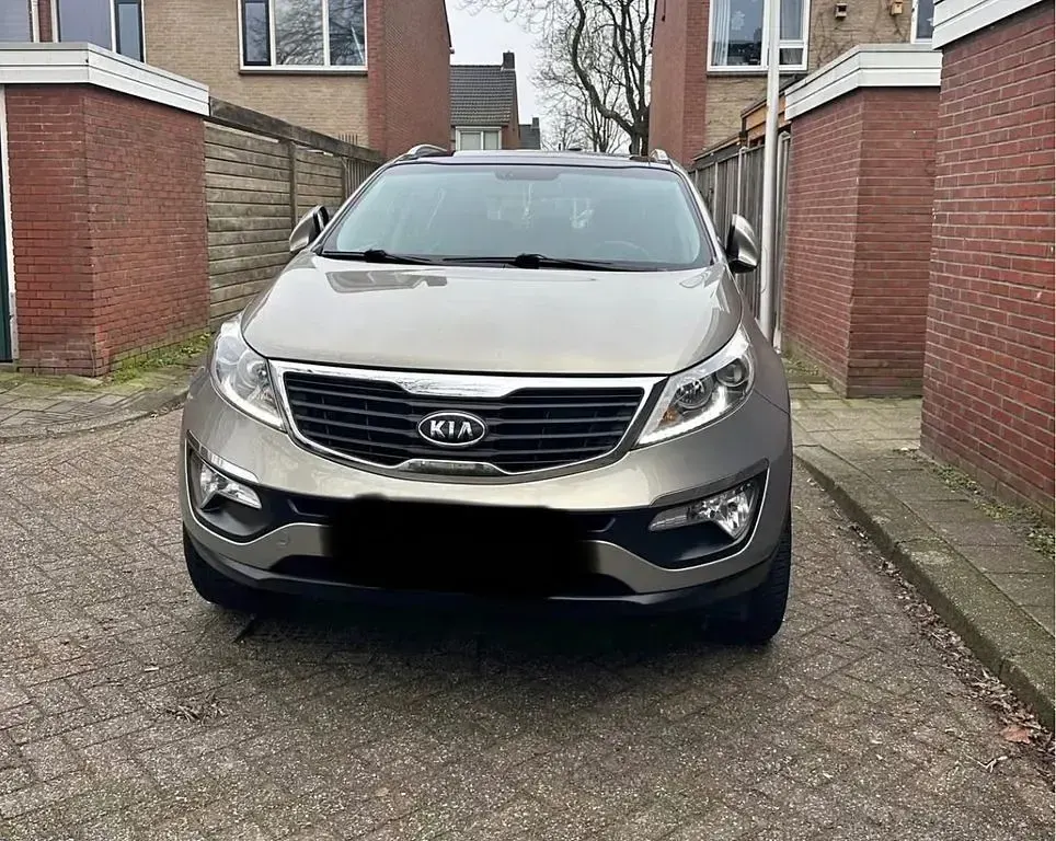 Gebraucht Kia Sportage Attract 135 PS (99 kW) 2012 Silber SUV