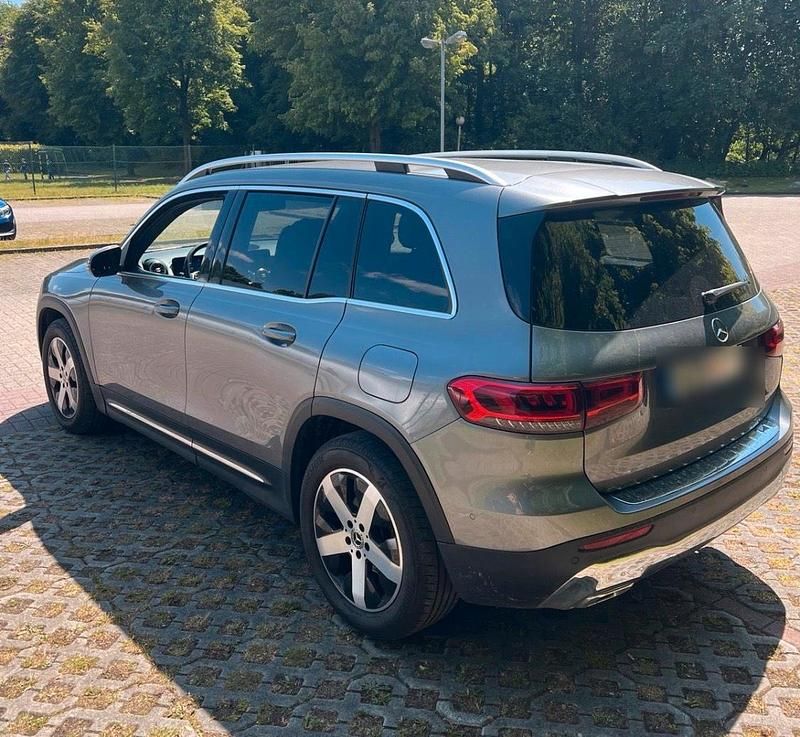 Gebraucht Mercedes GLB200 Progressive 150 PS (110 kW) 2021 Grau SUV