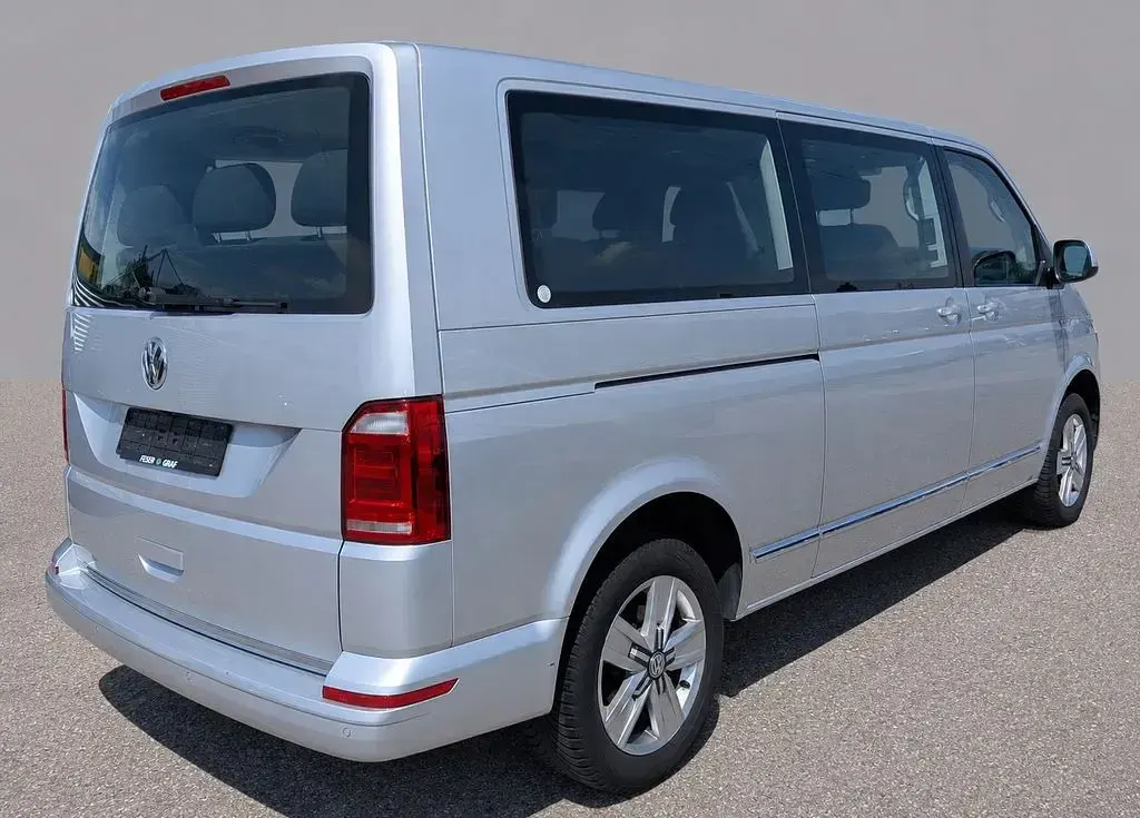 Gebraucht VW Caravelle S 204 PS (150 kW) 2017 Reflexsilber Van