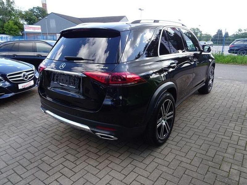 Gebraucht Mercedes GLE300 272 PS (200 kW) 2022 Schwarz SUV