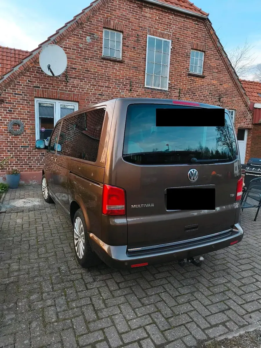 Gebraucht VW Multivan Highline 180 PS (132 kW) 2010 Braun Van / Kleinbus