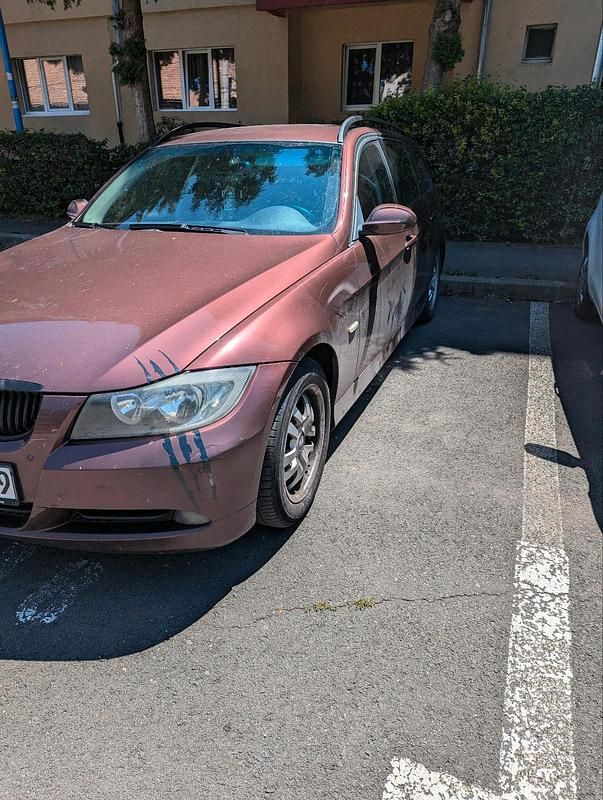 Gebraucht BMW 320 150 PS (110 kW) 2006 Rot Kombi