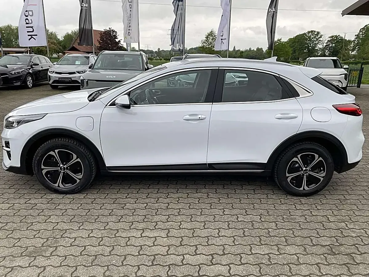 Gebraucht Kia XCeed Vision 141 PS (103 kW) 2021 Weiß SUV