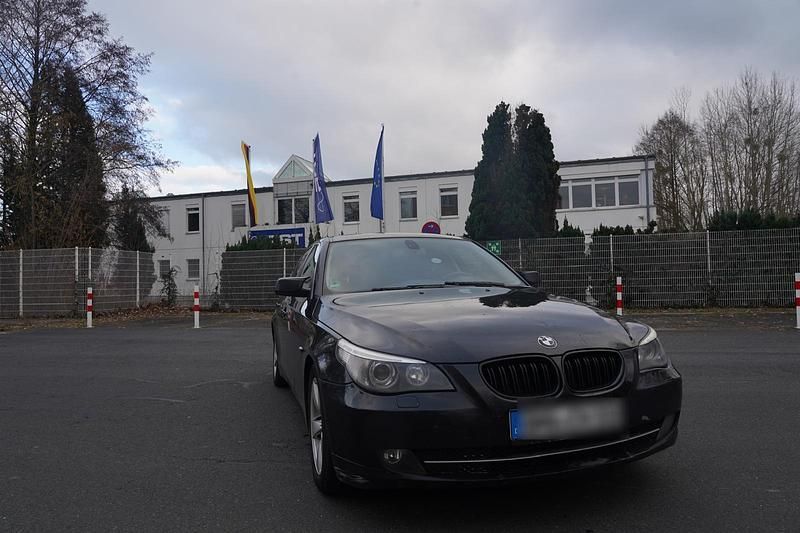 Schwarz Gebraucht 2005 BMW 525 Limousine | 4.000 € (Superpreis) - Bild 1/4