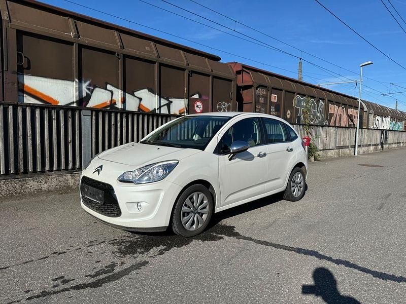 Weiß Gebraucht 2013 Citroën C3 Kleinwagen | 1.900 € (Guter Preis) - Bild 1/4