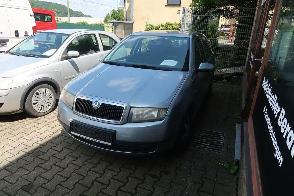 Gebraucht Skoda Fabia 54 PS (39 kW) 2003 Grau Limousine