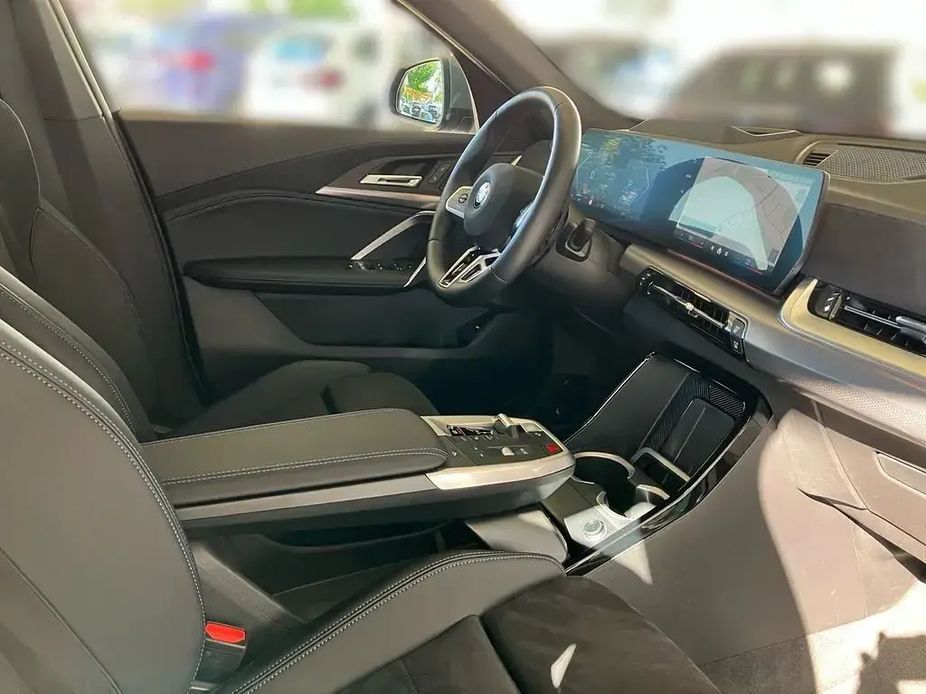 Gebraucht BMW X2 Luxury Line 170 PS (125 kW) 2025 Grün SUV