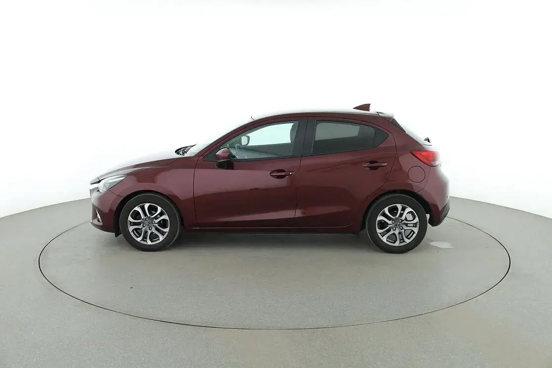 Gebraucht Mazda 2 Kizoku Intense 90 PS (66 kW) 2017 Rot Limousine