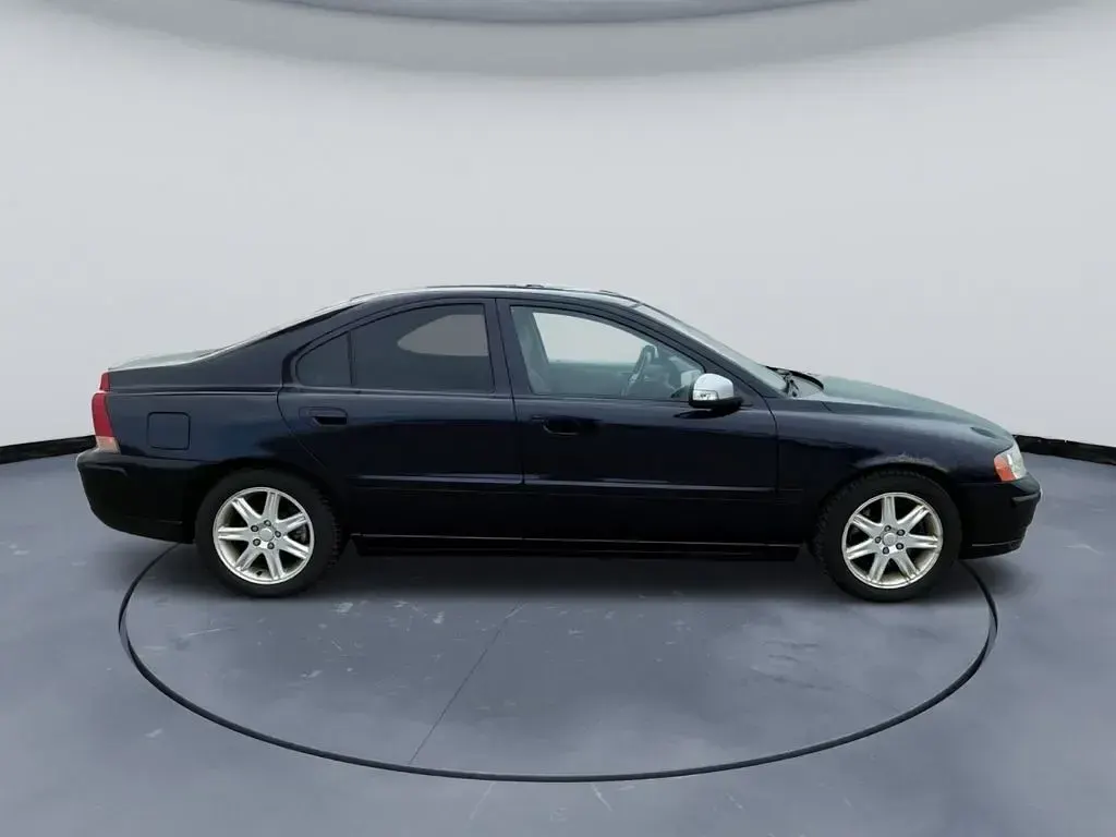 Usata Volvo S60 163 CV (119 kW) 2008 Blu Berlina