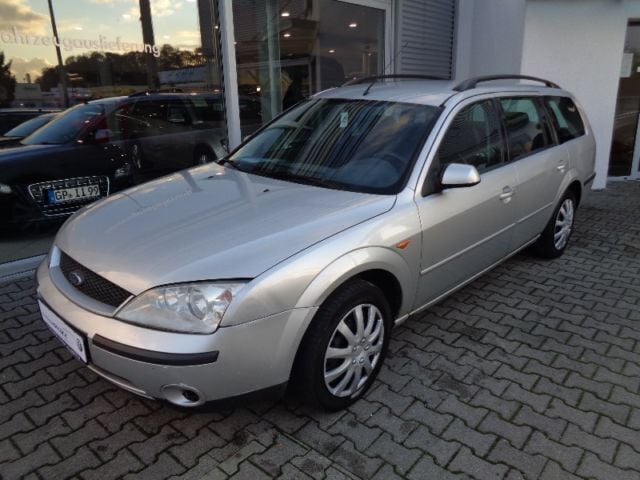 Gebraucht Ford Mondeo 116 PS (85 kW) 2001 Silber metallic Kombi