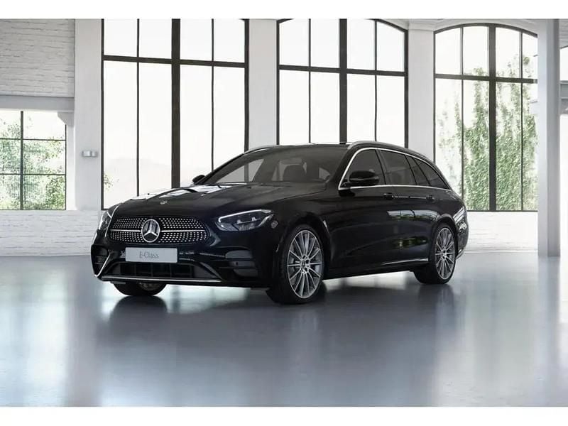 Unilack schwarz Gebraucht 2022 Mercedes E300 AMG Kombi | 41.964 € - Bild 1/3