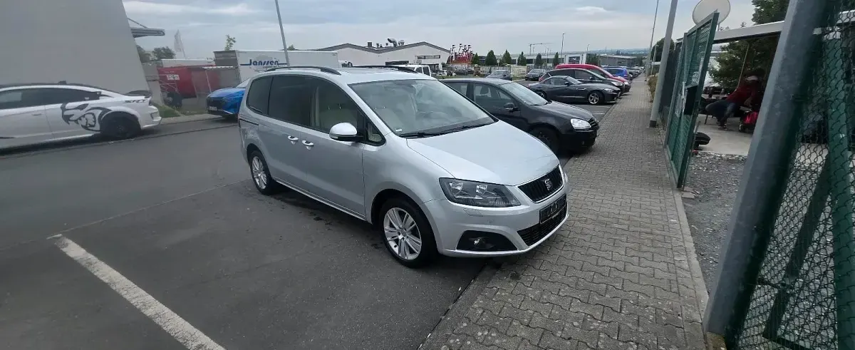 Gebraucht Seat Alhambra 140 PS (102 kW) 2012 Silber Van / Kleinbus