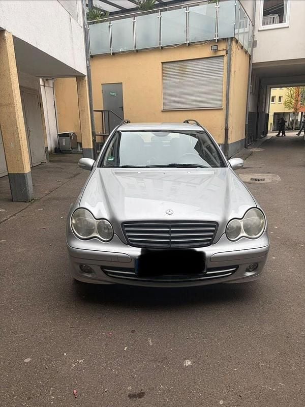 Second-hand Mercedes C200 Classic 163 CP (119 kW) 2005 Break