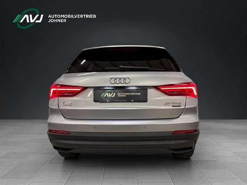 Gebraucht Audi Q3 Basis 190 PS (139 kW) 2019 Grau SUV
