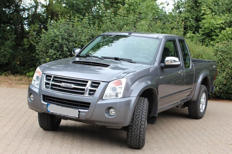 Grau Gebraucht 2009 Isuzu D-Max Abholung | 12.700 € (Fairer Preis) - Bild 1/4