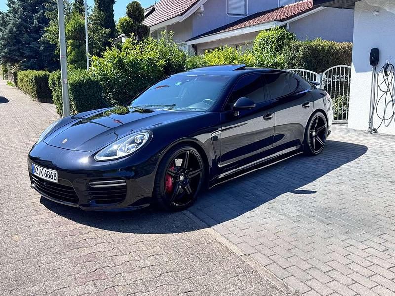 Tiefschwarzmetallic Gebraucht 2014 Porsche Panamera GTS Limousine | 36.900 € (Fairer Preis) - Bild 1/4