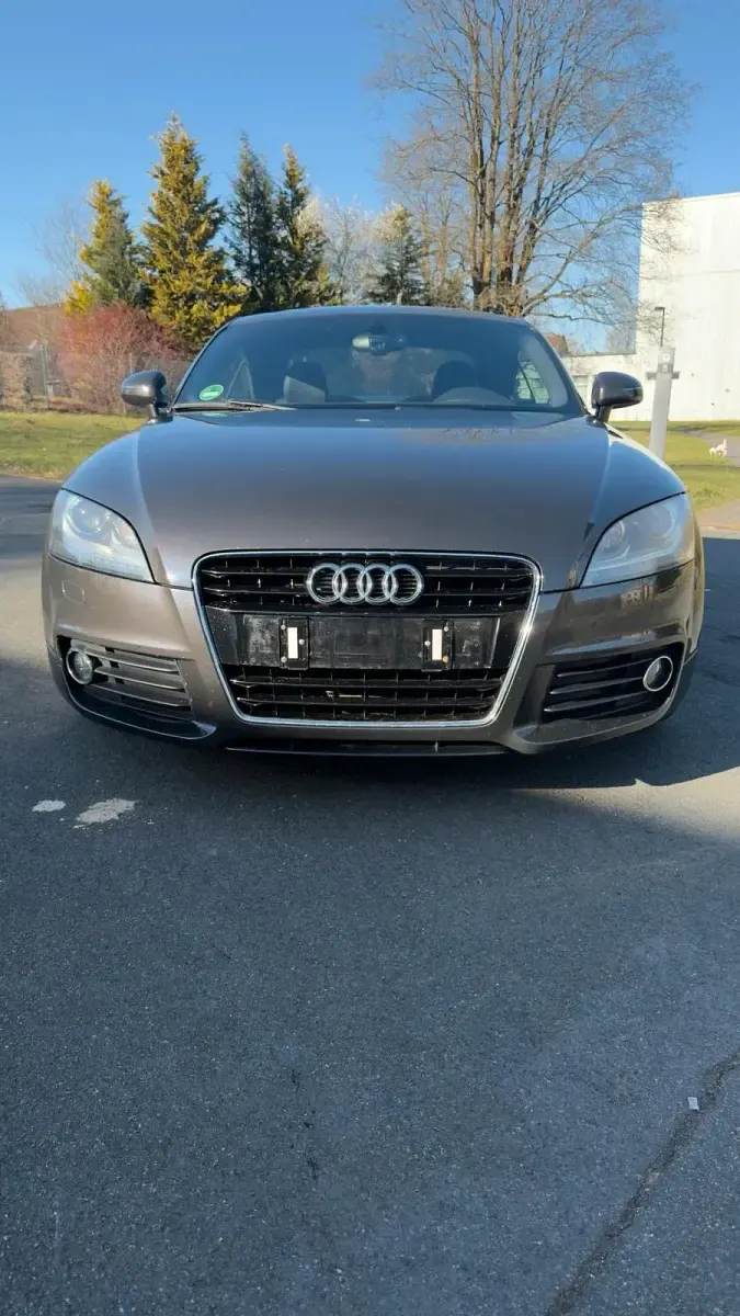 Używany Audi TT 211 KM (155 kW) 2012 Szary Coupe