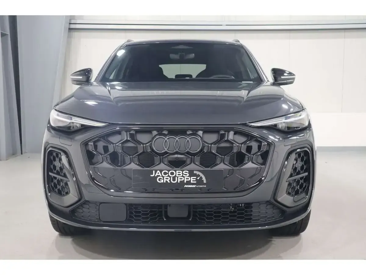 Gebraucht Audi Q5 Sport 204 PS (150 kW) 2025 Grau SUV