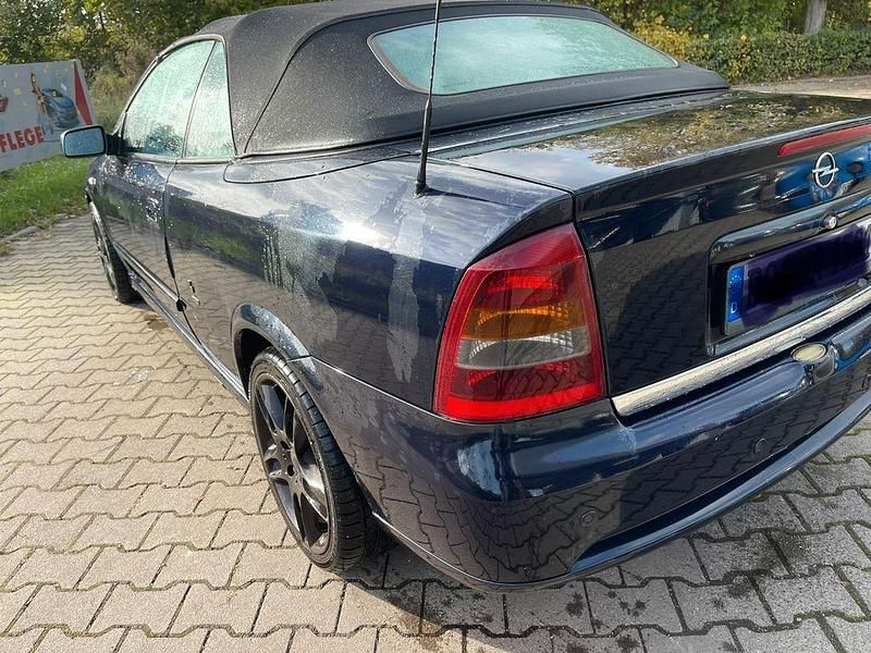 Używany Opel Astra Cabriolet 103 KM (75 kW) 2003 Niebieski Kabriolet