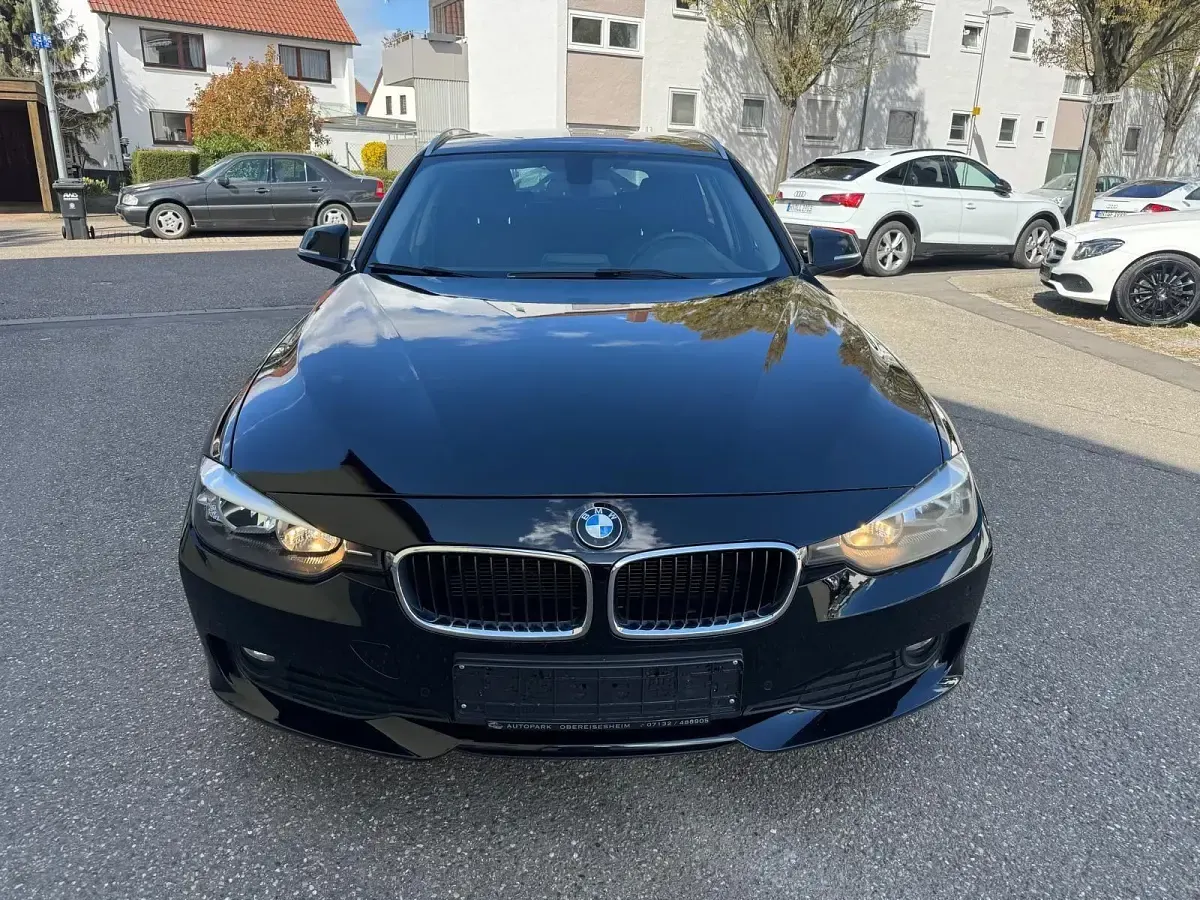 Gebraucht BMW 316 Comfort Edition 116 PS (85 kW) 2015 Schwarz Kombi