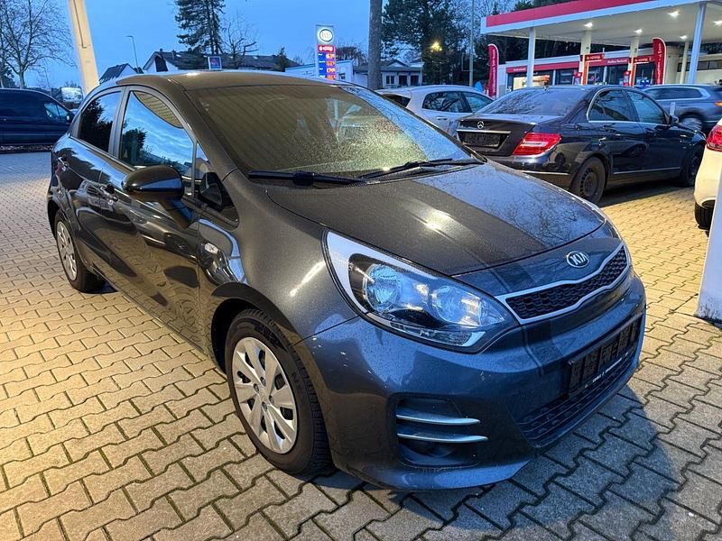 Gebraucht Kia Rio 86 PS (63 kW) 2016 Grau Kleinwagen