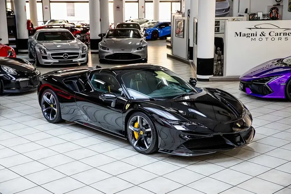 Gebraucht Ferrari SF90 2022 Schwarz Cabrio