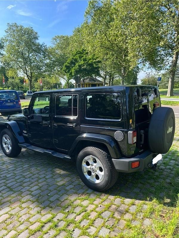 Gebraucht Jeep Wrangler Sahara 200 PS (147 kW) 2015 Schwarz SUV