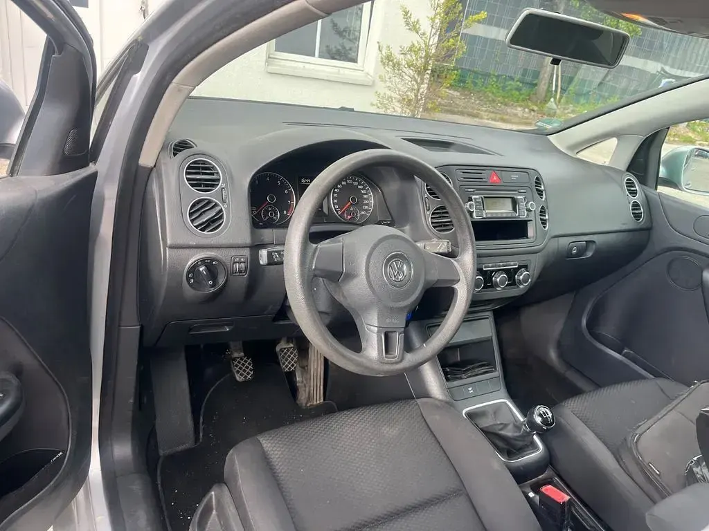 Gebraucht VW Golf Plus Cross Trendline 80 PS (58 kW) 2009 Silber Limousine