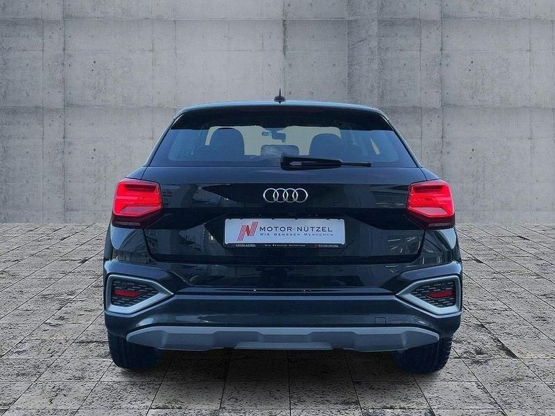 Nowe Audi Q2 Advanced Plus 150 KM (110 kW) 2026 Czarny SUV