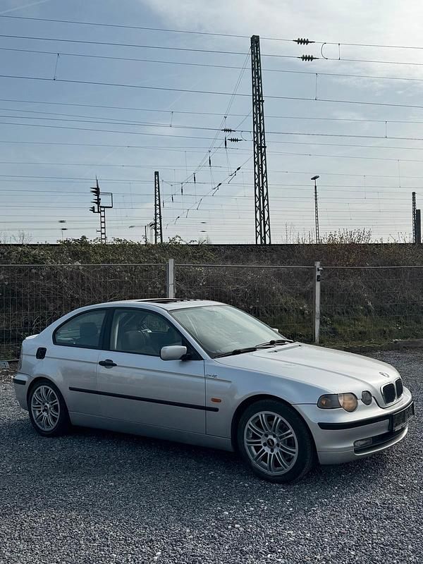 Gebraucht BMW 318 Compact 143 PS (105 kW) 2002 Grau Kleinwagen