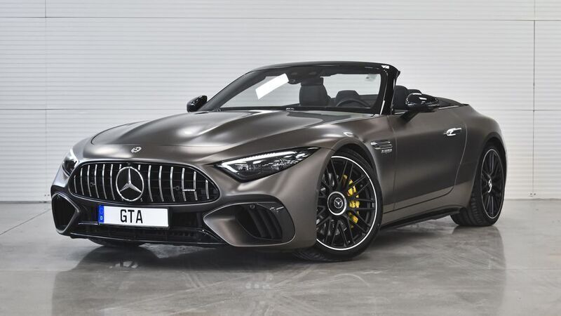 Grau Gebraucht 2022 Mercedes SL63 AMG AMG Cabrio | 149.950 € (Teuer) - Bild 1/4
