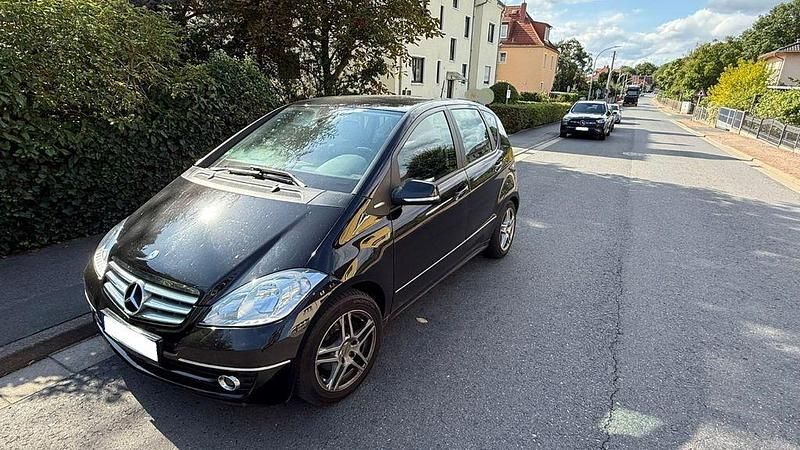 Schwarz Gebraucht 2008 Mercedes A150 Elegance Van / Kleinbus | 4.500 € (Guter Preis) - Bild 1/4