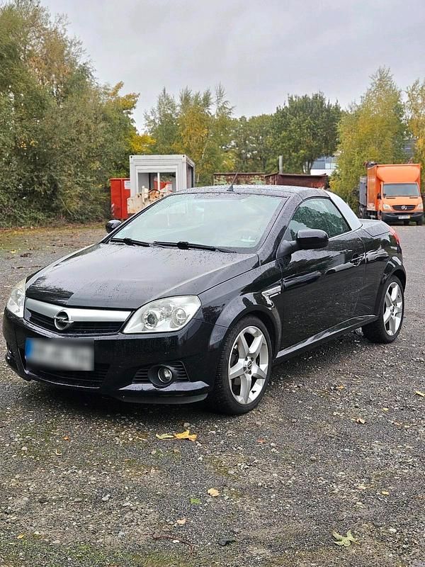 Schwarz Gebraucht 2007 Opel Tigra Cabrio | 1.750 € (Superpreis) - Bild 1/4