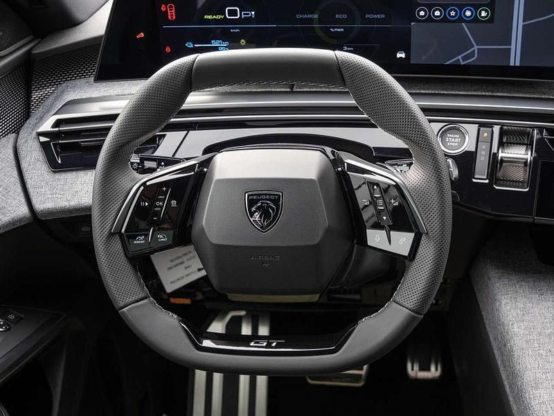 Gebraucht Peugeot e-3008 GT 156 kW (213 PS) 2024 Weiss SUV