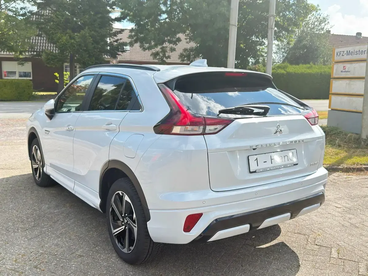 Gebraucht Mitsubishi Eclipse Cross 188 PS (138 kW) 2025 Weiß SUV