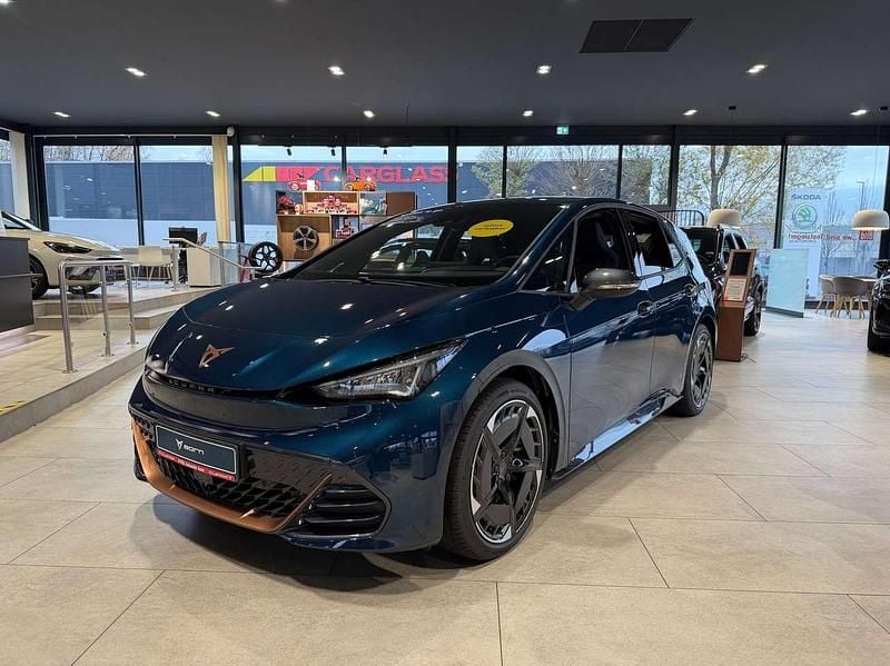 Neu Cupra Born 169 kW (231 PS) 2025 Blue (metallic) Kleinwagen