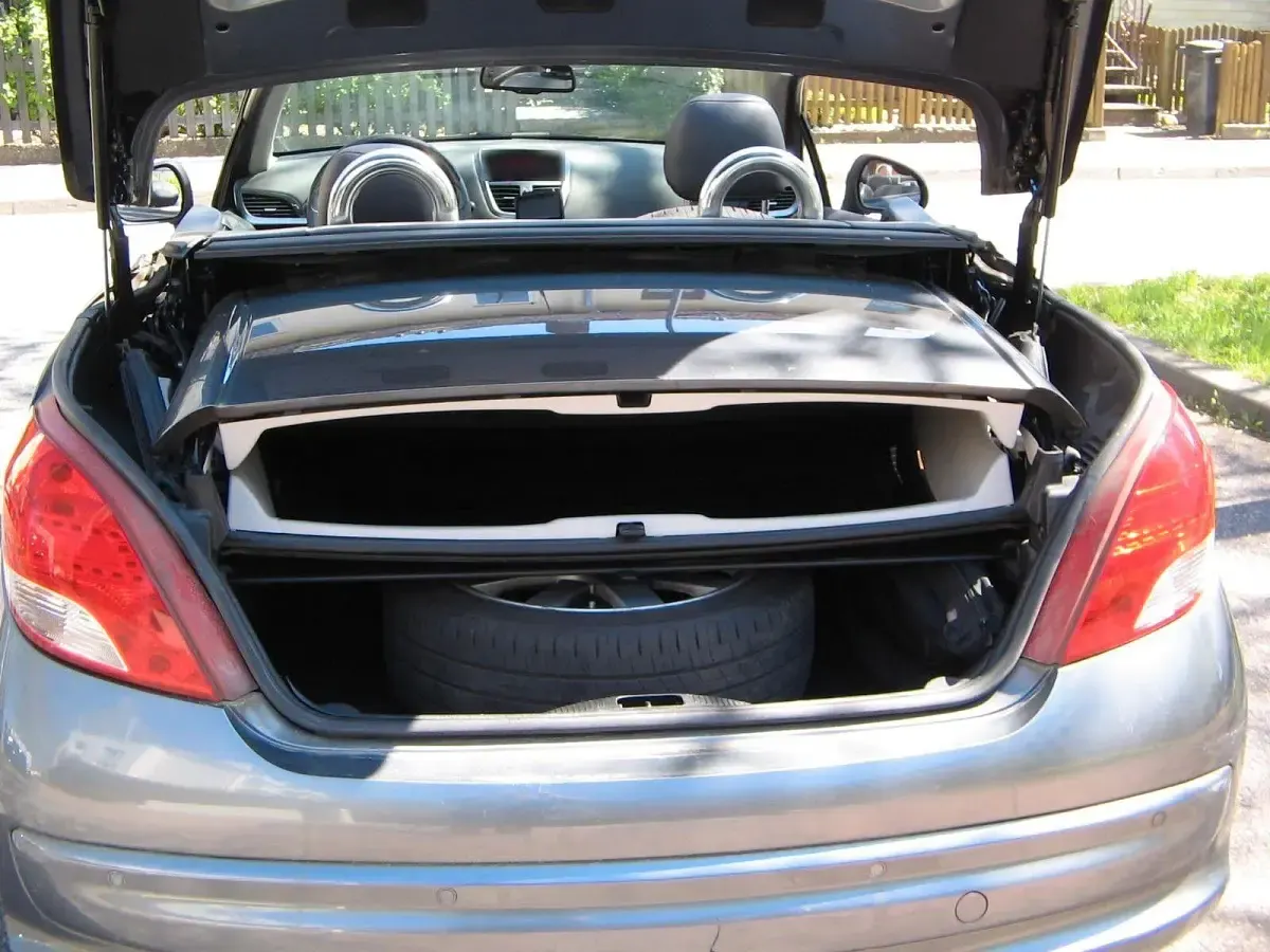 Gebraucht Peugeot 207 CC Platinum 150 PS (110 kW) 2010 Grau Cabrio