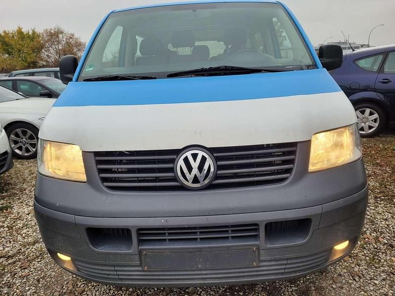 Gebraucht VW T5 Trendline 131 PS (96 kW) 2009 Blau/weis Van