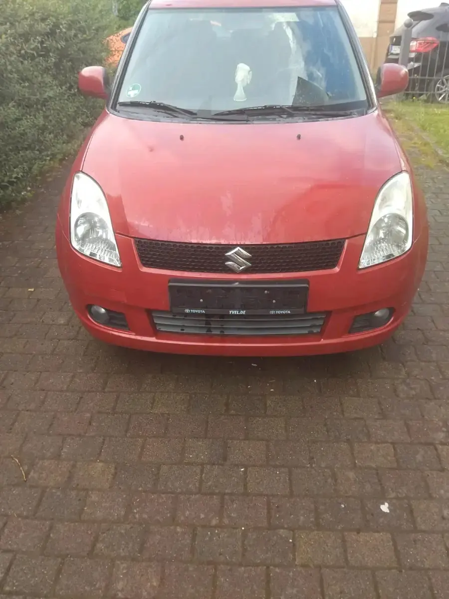 Gebraucht Suzuki Swift 92 PS (67 kW) 2006 Rot Kleinwagen