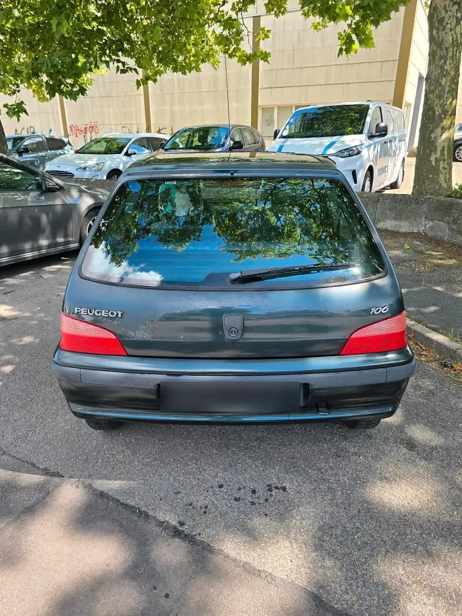 Gebraucht Peugeot 106 50 PS (36 kW) 1997 Grün Kleinwagen