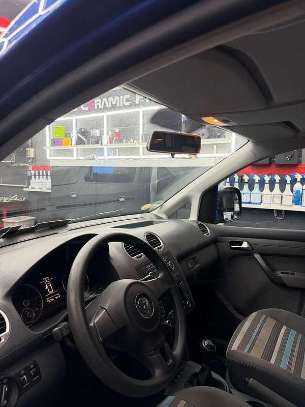 Gebraucht VW Caddy 75 PS (55 kW) 2012 Blau Van / Kleinbus