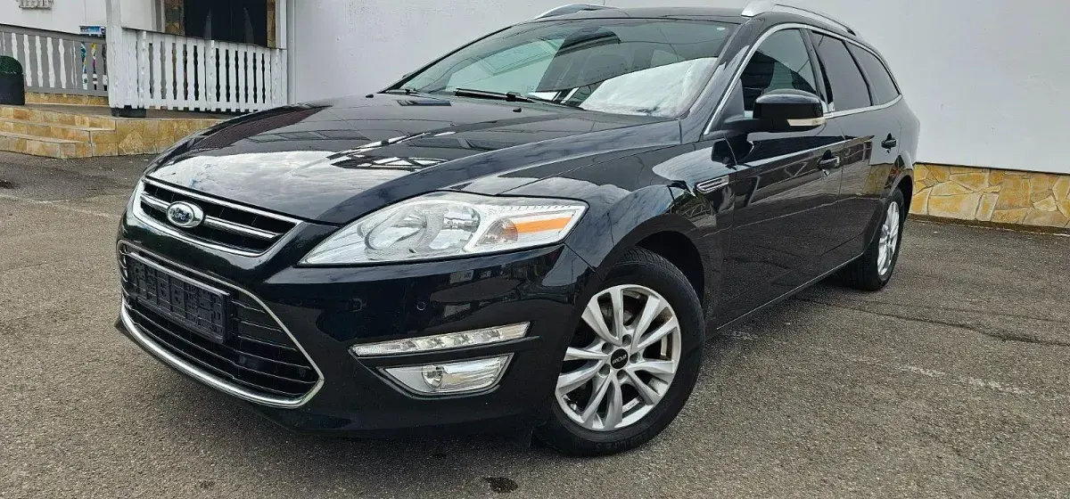 Gebraucht Ford Mondeo Titanium 200 PS (147 kW) 2011 Schwarz Kombi