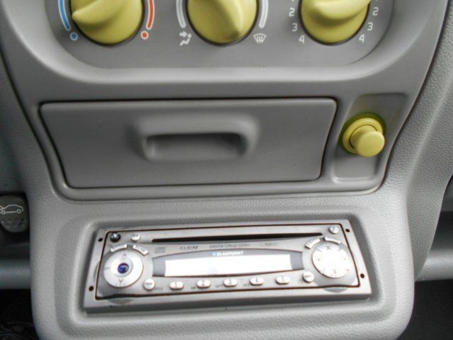 Gebraucht Renault Twingo Liberty 58 PS (42 kW) 2000 Gelb metallic Kleinwagen