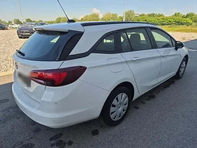 Gebraucht Opel Astra 105 PS (77 kW) 2020 Weiß Kombi