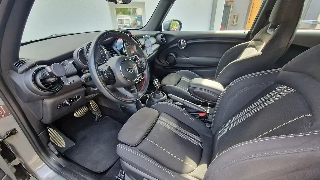 Gebraucht Mini Cooper 136 PS (100 kW) 2020 Grau Kleinwagen