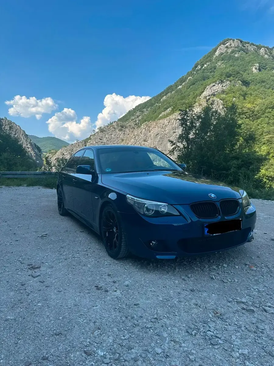 Gebraucht BMW 523 177 PS (130 kW) 2005 Blau Limousine
