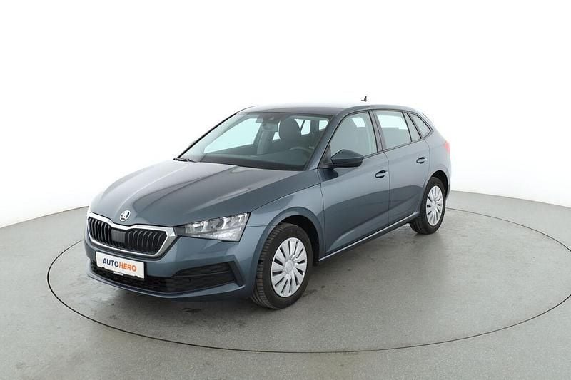 Grau Gebraucht 2019 Skoda Scala Active Kleinwagen | 15.140 € (Etwas zu teuer) - Bild 1/3