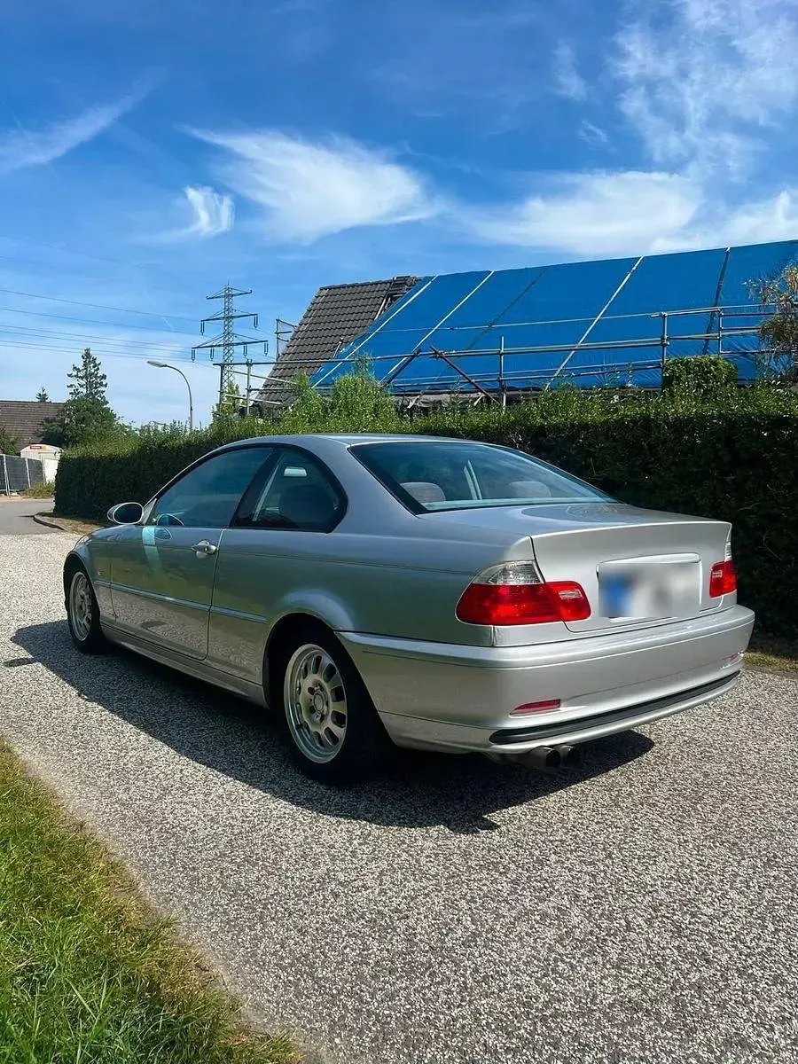 Gebraucht BMW 318 118 PS (86 kW) 1999 Silber Coupé